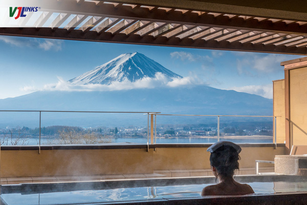 Tắm Onsen Nhật và núi Phú Sĩ