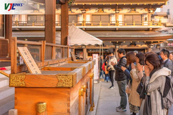 Những nguyên tắc cần ghi nhớ khi viếng thăm những ngôi đền Nhật Bản