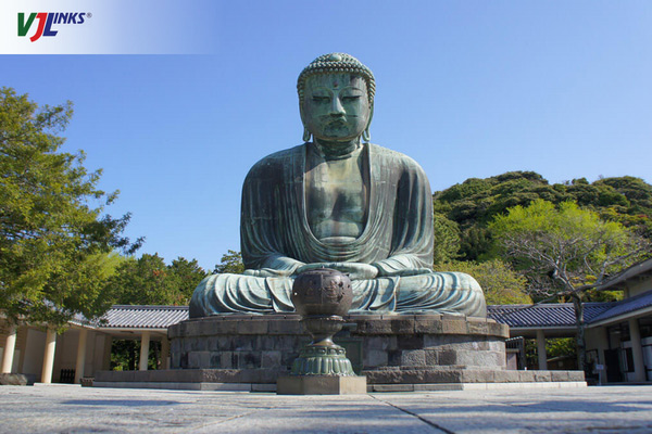 Tượng đại Phật Kamakura Daibutsu