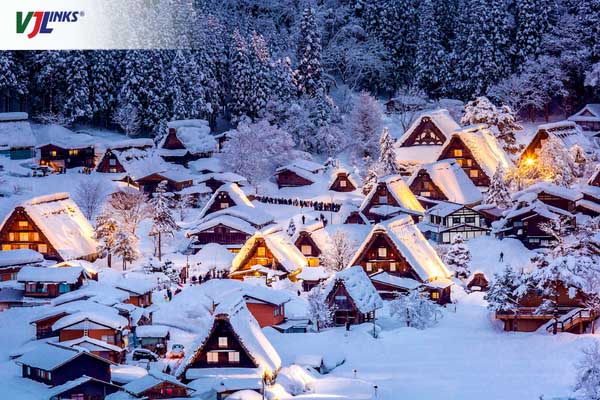 Làng Shirakawago đẹp lung linh, huyền ảo vào mùa đông