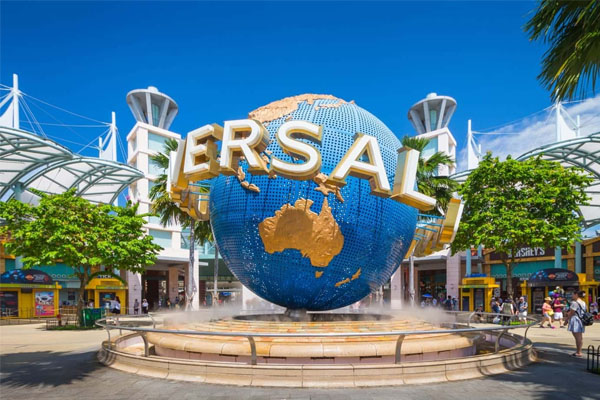 Universal Studios là công viên ở Osaka được nhiều du khách ghé thăm