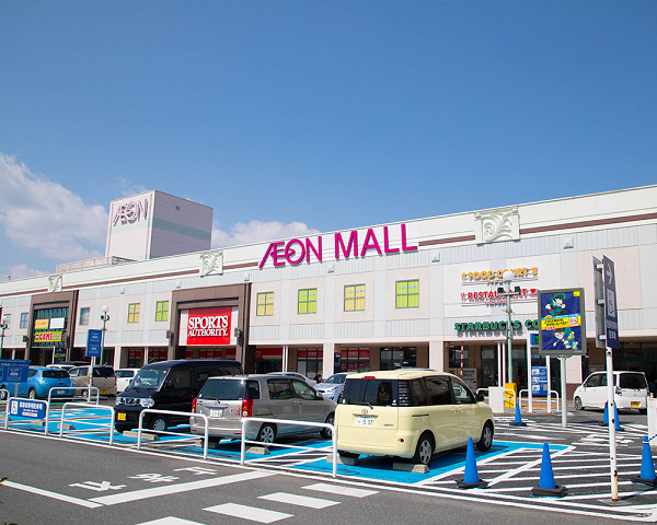 AEON MALL Narita nằm trên tuyến đường giao thông thuận lợi để di chuyển bằng nhiều phương tiện